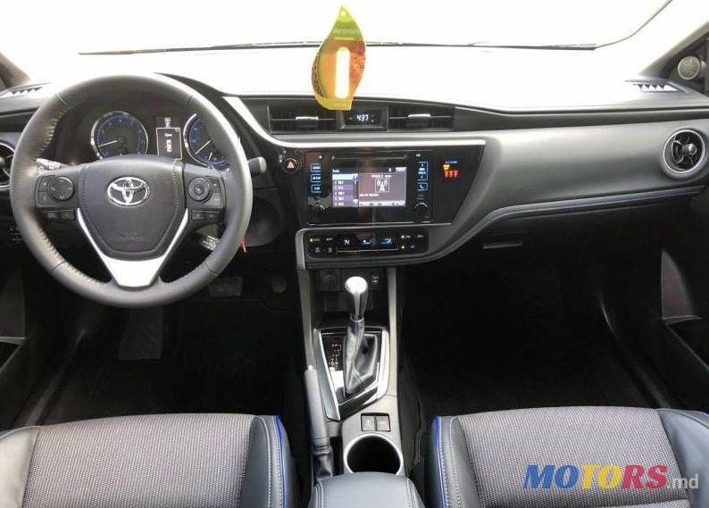 2018' Toyota Corolla photo #4