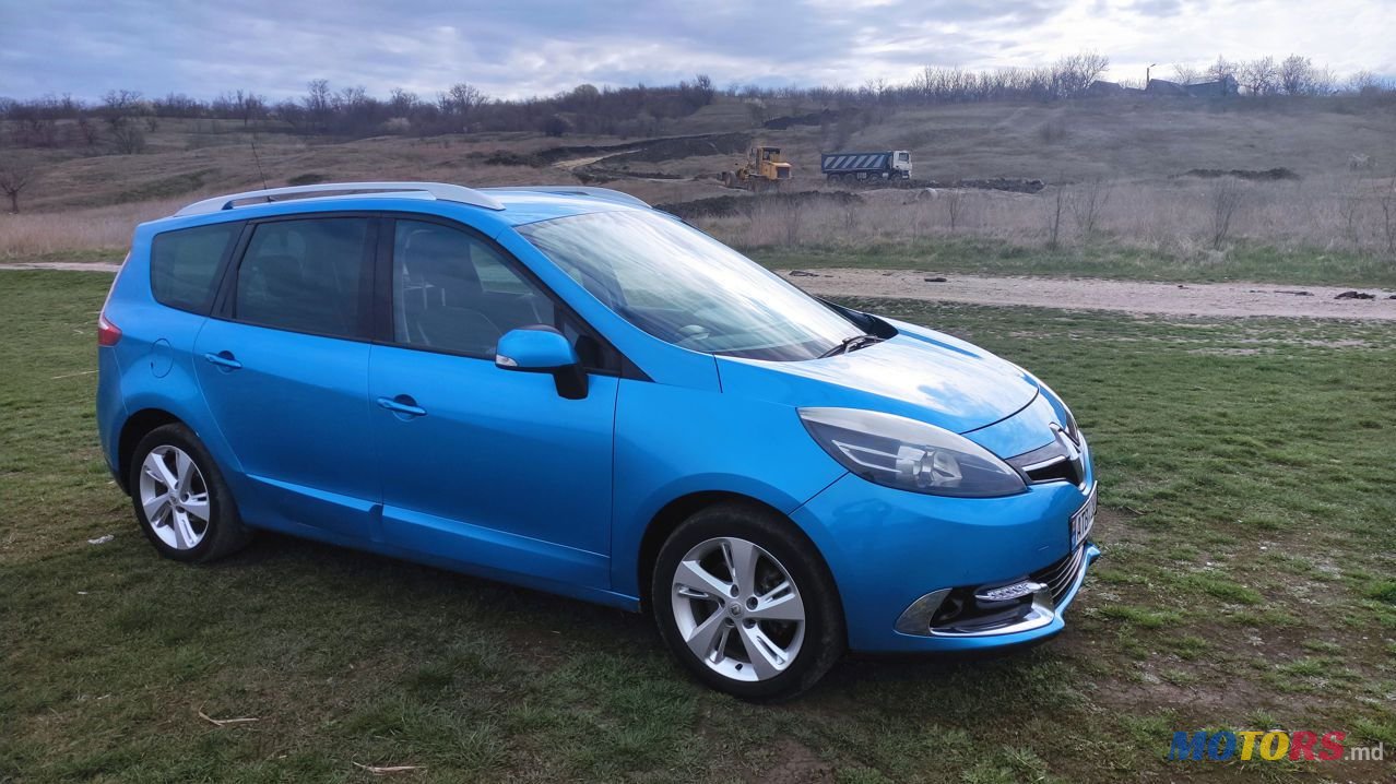 2014' Renault Grand Scenic photo #5