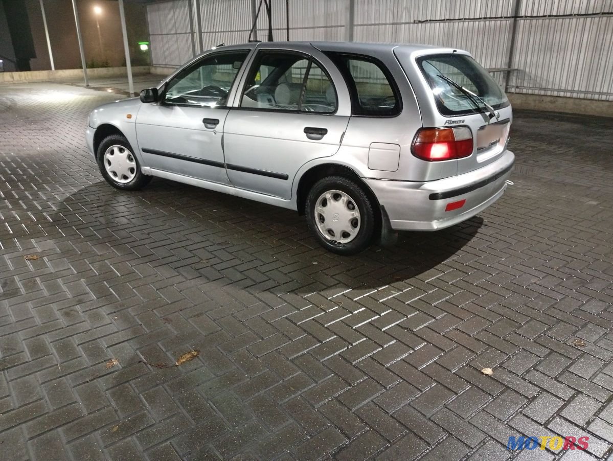 1997' Nissan Almera photo #5