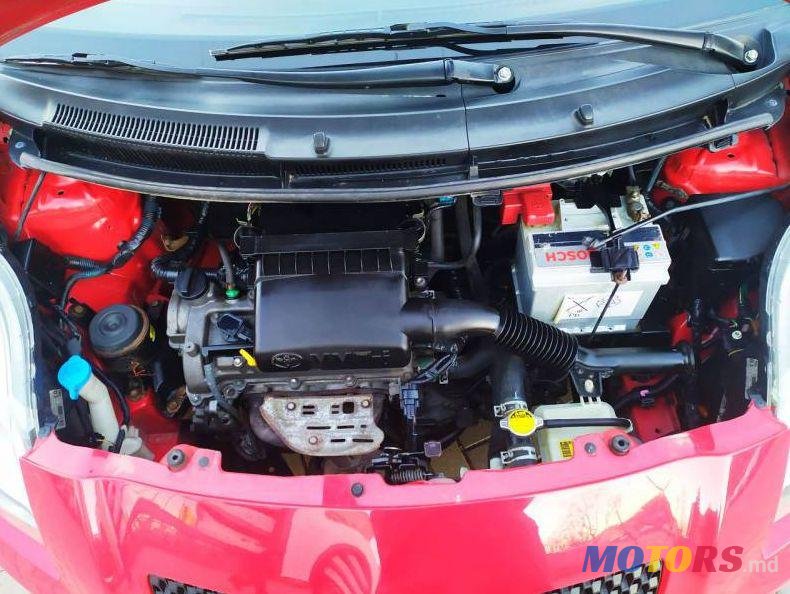 2008' Toyota Yaris photo #2