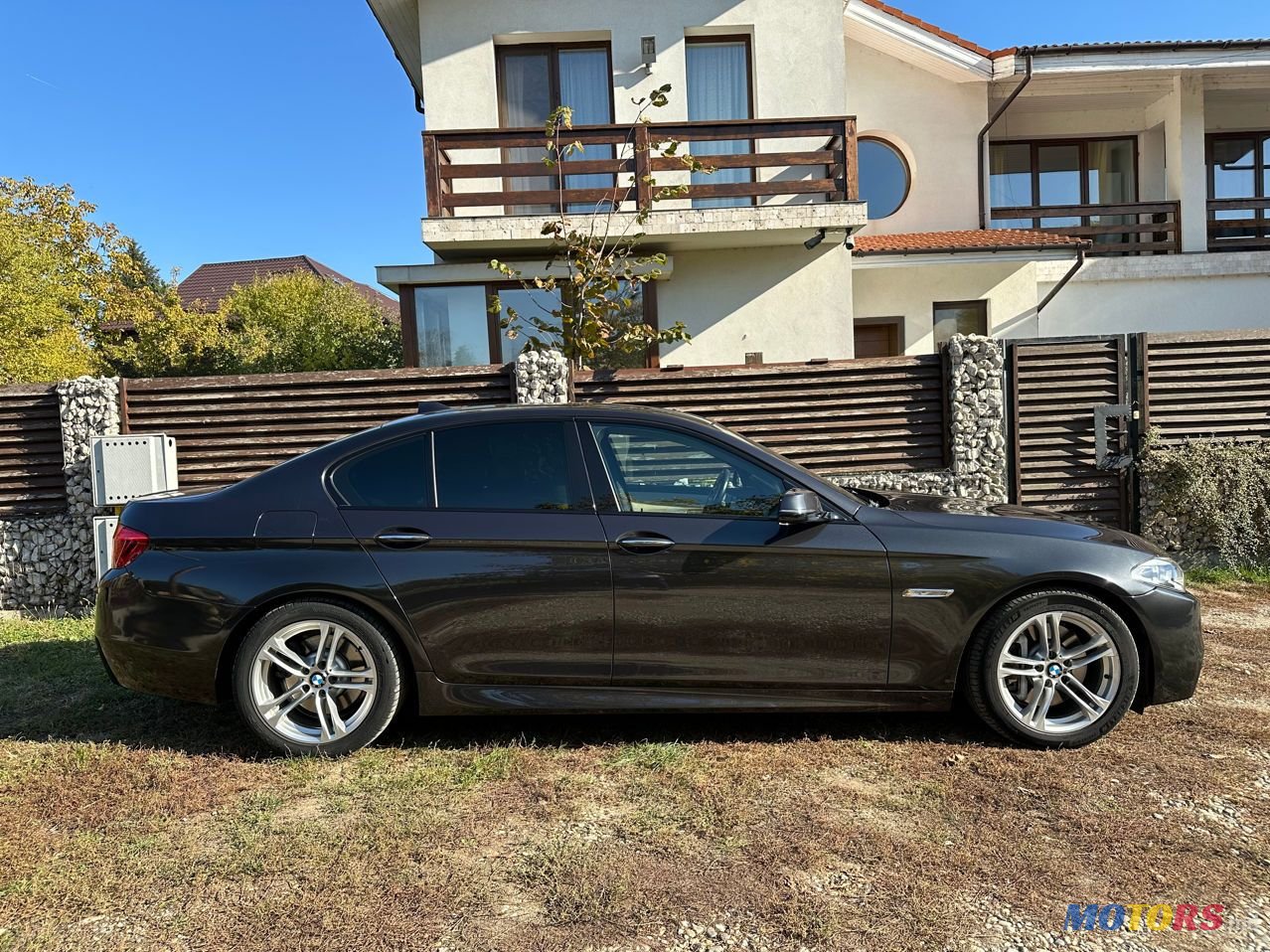 2014' BMW 5 Series photo #4