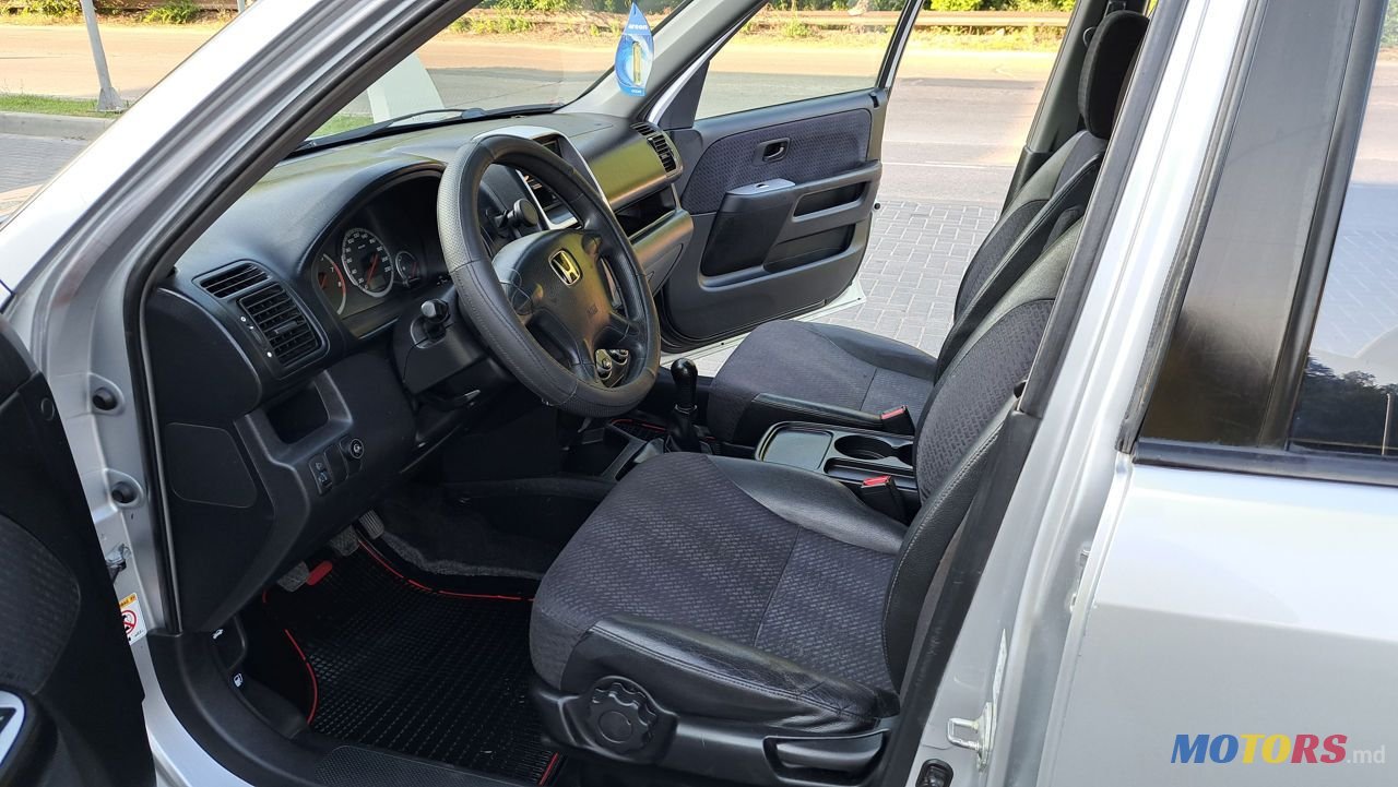 2002' Honda CR-V photo #6