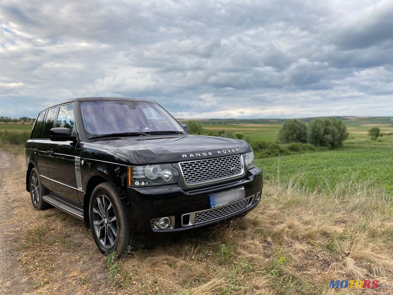 2010' Land Rover Range Rover photo #1