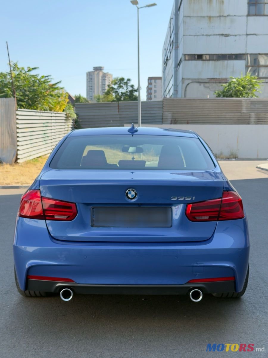 2014' BMW 3 Series photo #5