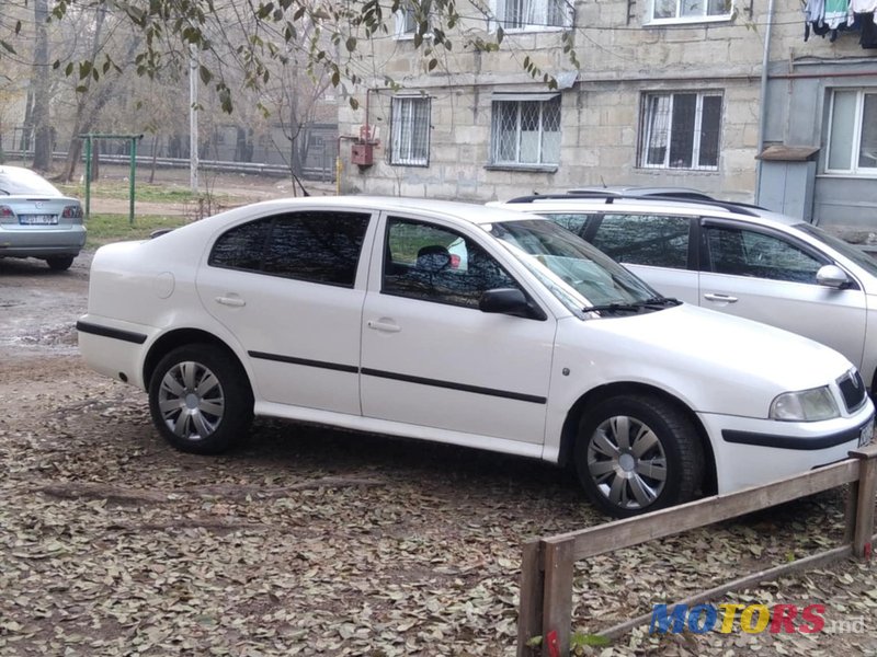 2007' Skoda Octavia photo #2