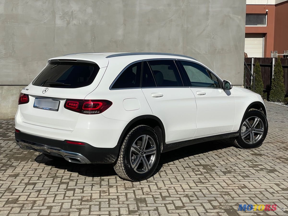 2020' Mercedes-Benz GLC photo #5