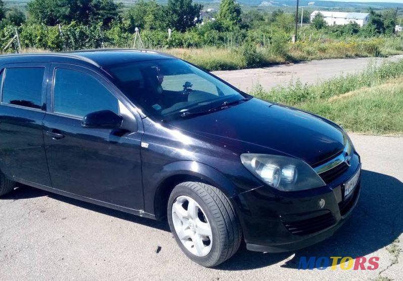 2006' Opel Astra photo #1