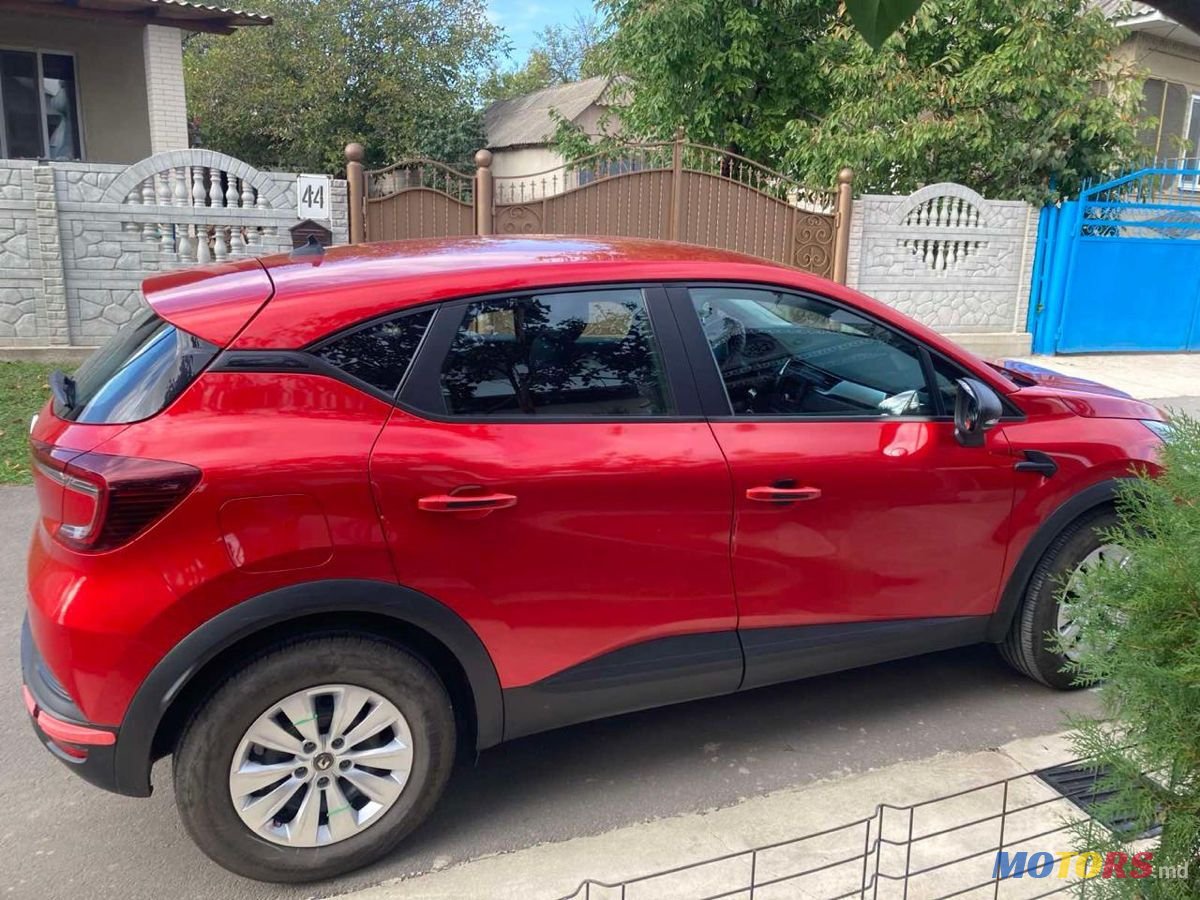 2021' Renault Captur photo #2