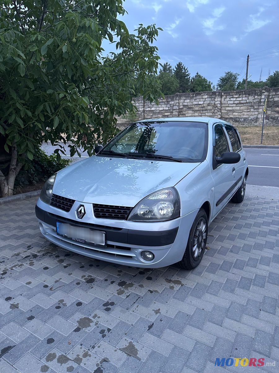 2002' Renault Clio photo #1