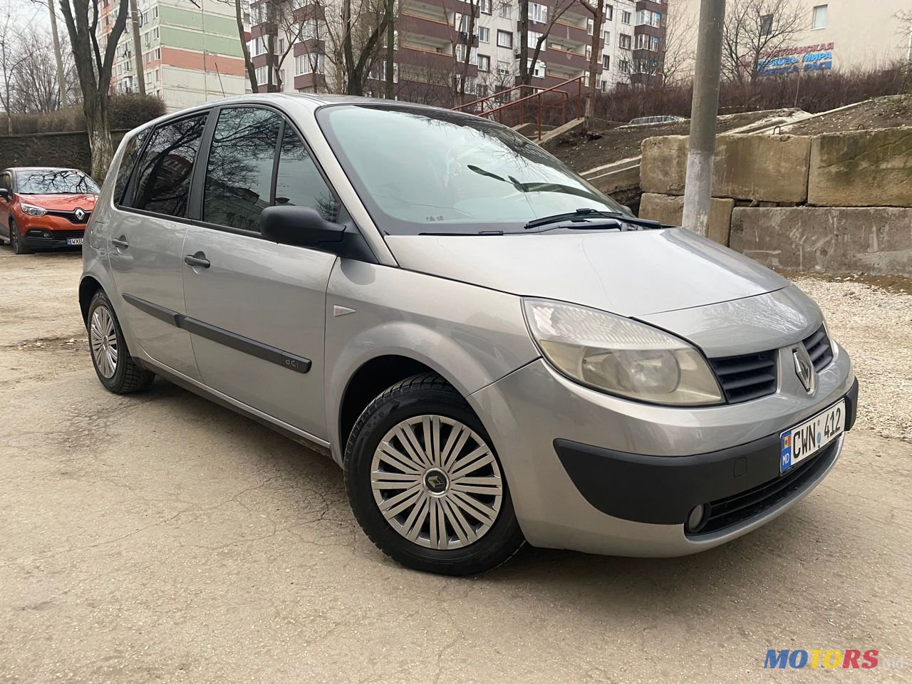 2005' Renault Scenic photo #1