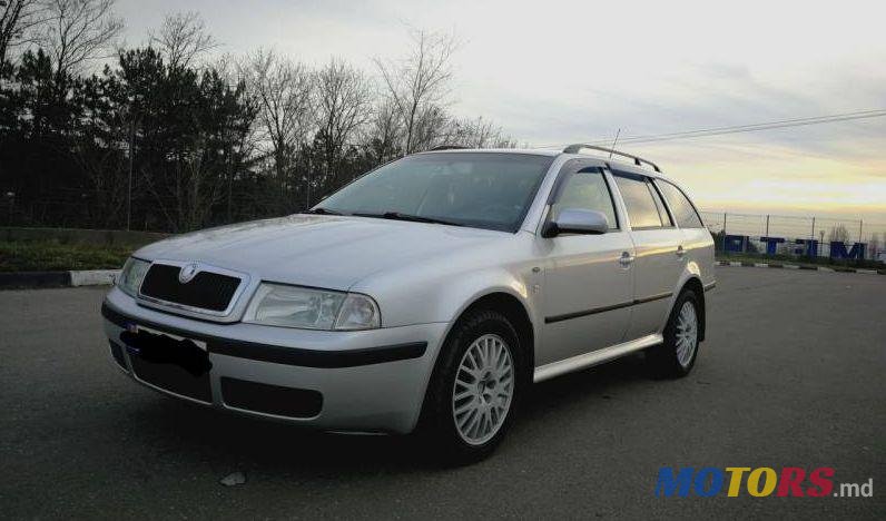 2004' Skoda Octavia photo #1