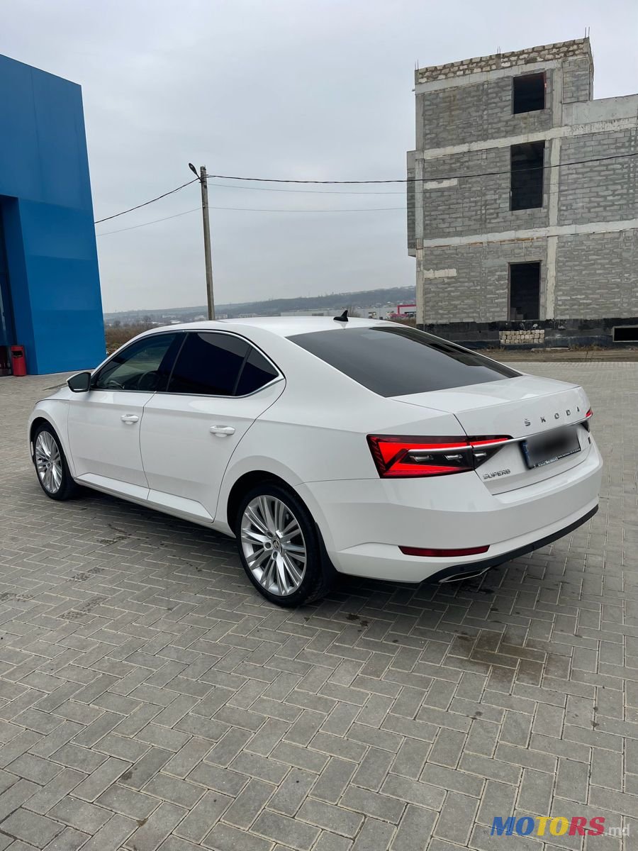 2020' Skoda Superb photo #4
