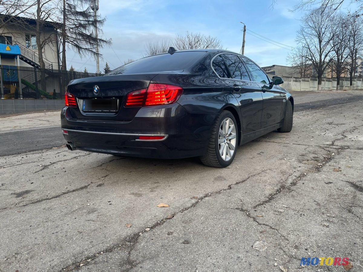 2013' BMW 5 Series photo #3