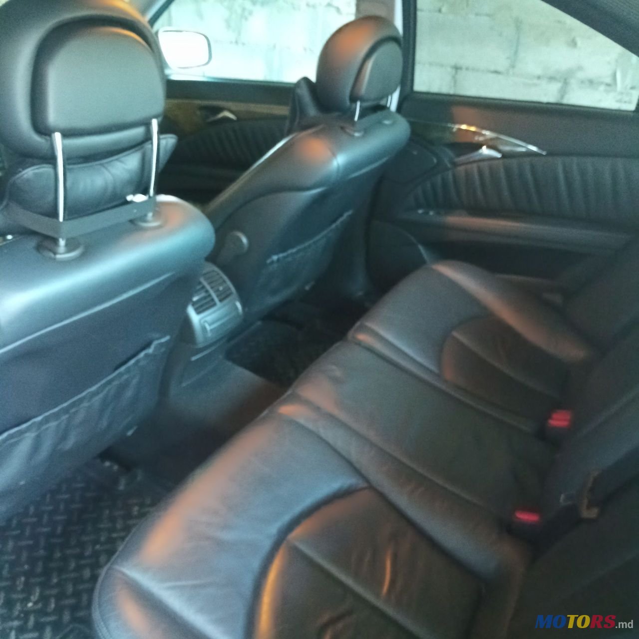 2008' Mercedes-Benz E-Class photo #3