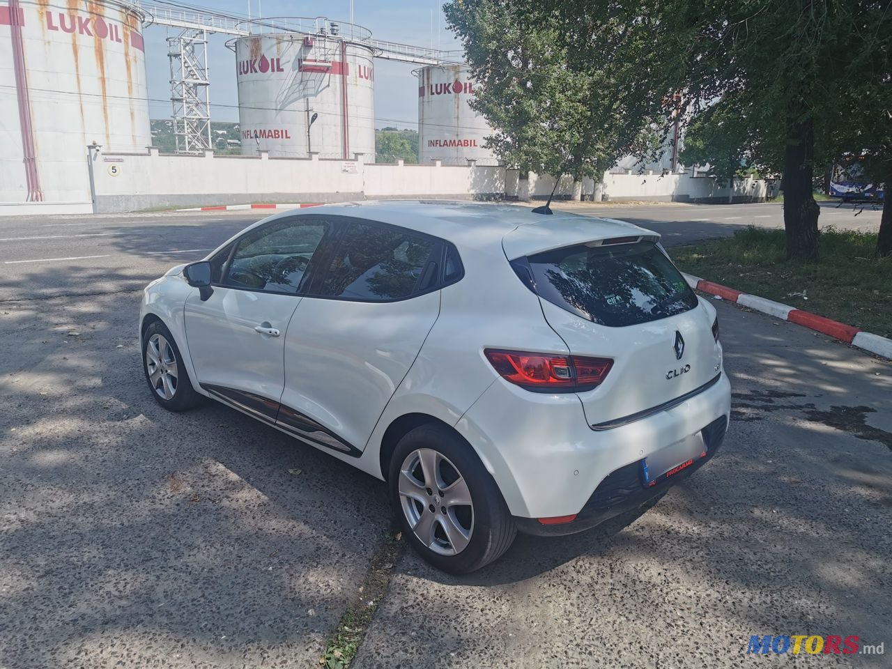 2013' Renault Clio photo #5