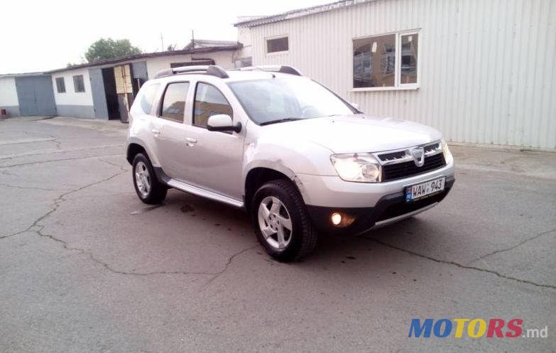 2011' Dacia Logan photo #1