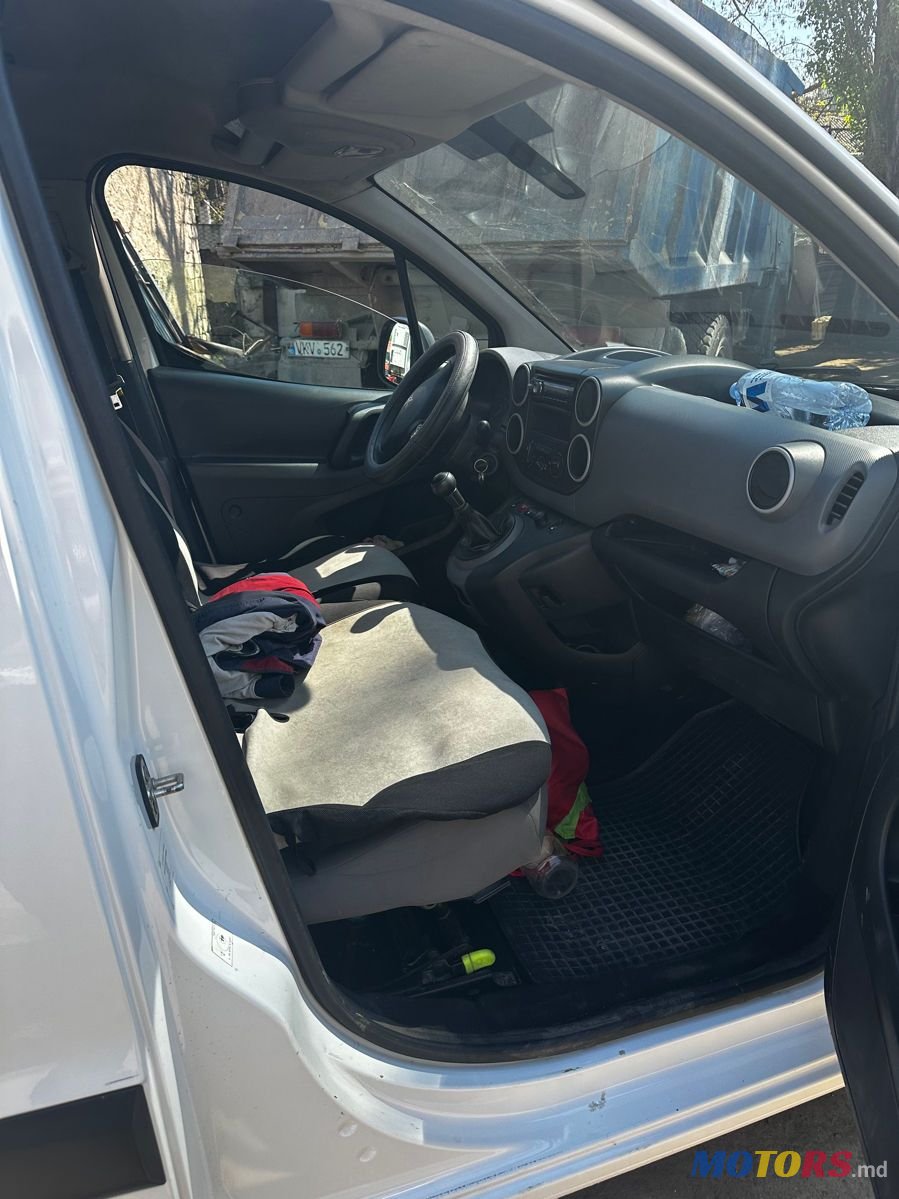 2016' Peugeot Partner photo #3