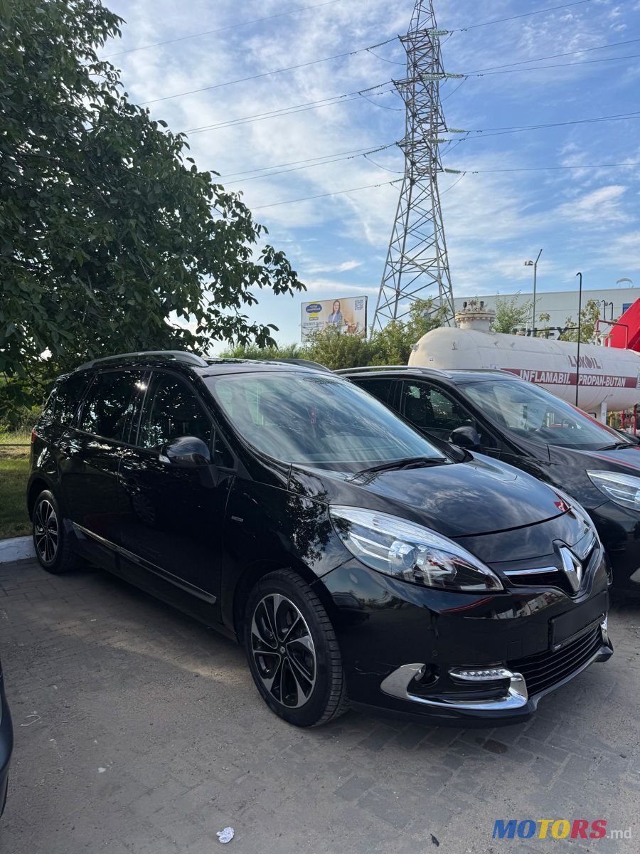 2016' Renault Grand Scenic photo #2