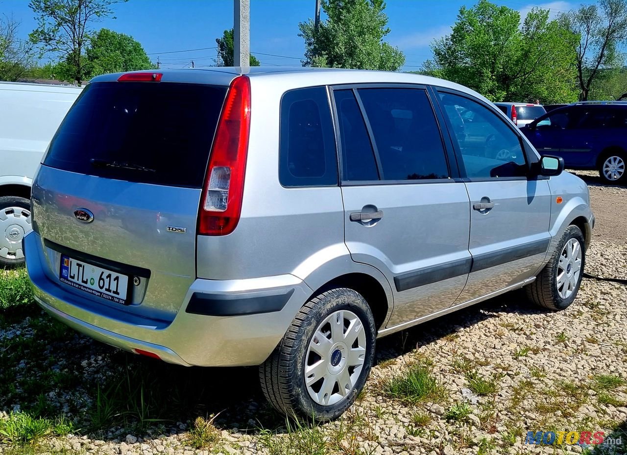 2010' Ford Fusion photo #3