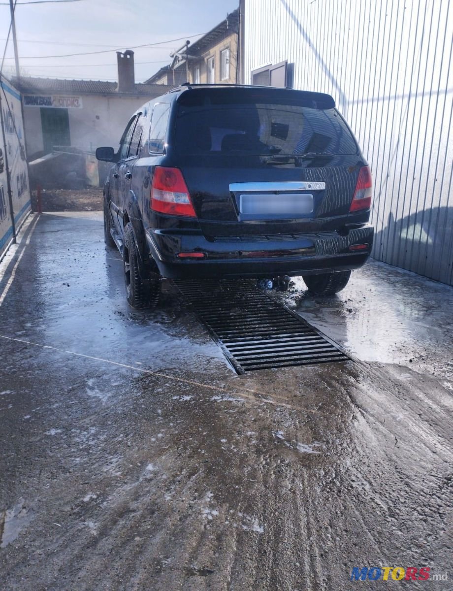 2004' Kia Sorento photo #2
