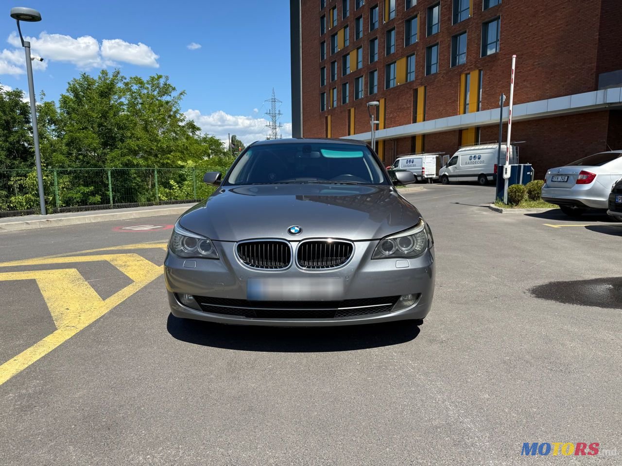 2008' BMW 5 Series photo #3