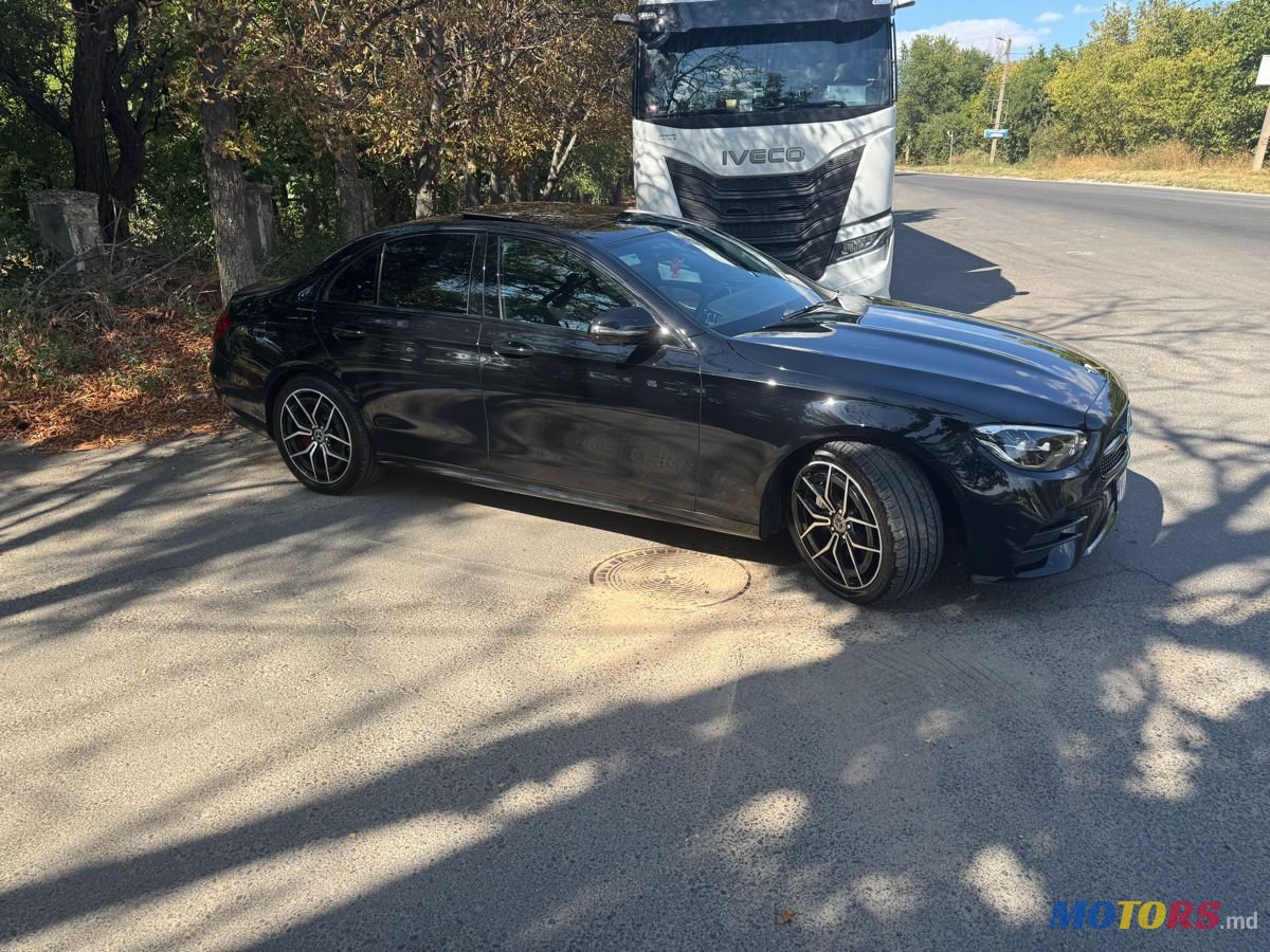 2021' Mercedes-Benz E-Class photo #5