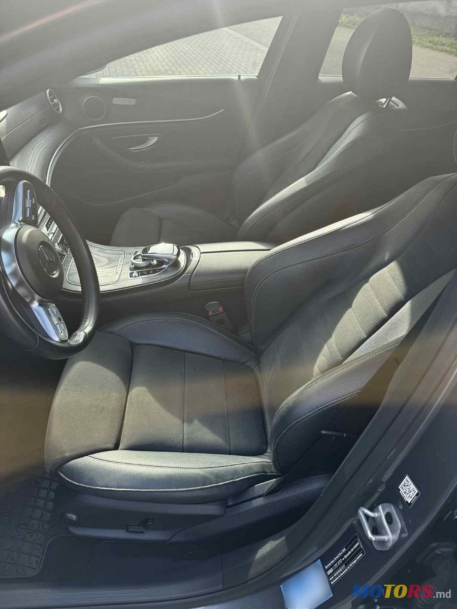 2020' Mercedes-Benz E-Class photo #5