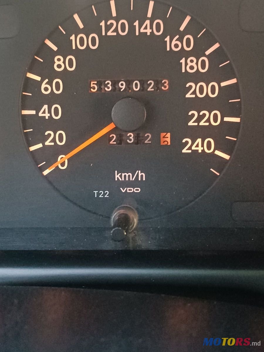 1997' Toyota Carina photo #5