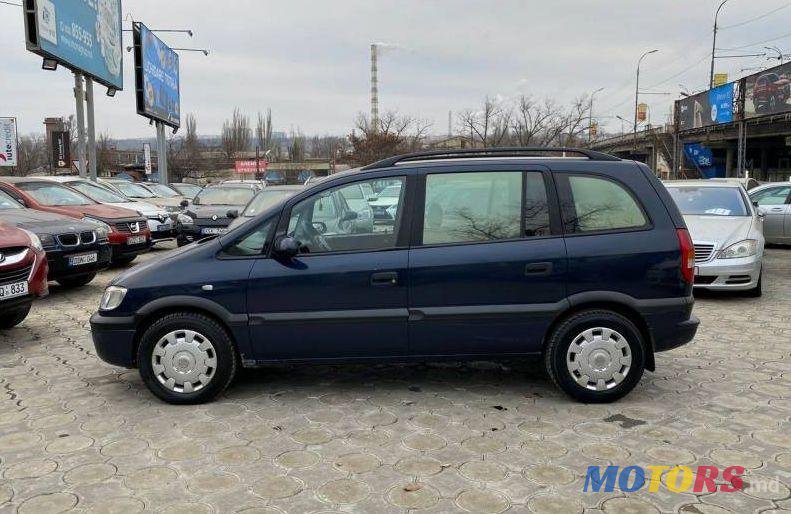 2003' Opel Zafira photo #1