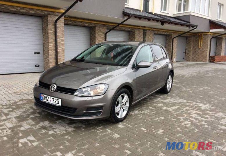 2013' Volkswagen Golf photo #1