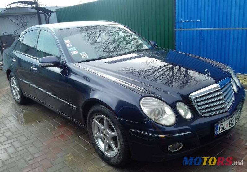 2004' Mercedes-Benz E photo #5