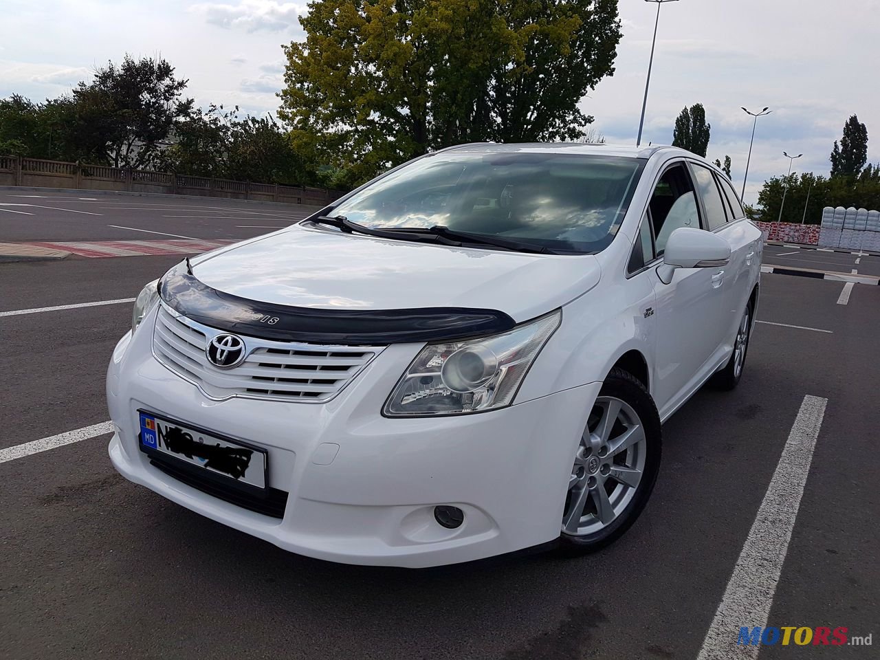 2010' Toyota Avensis photo #2