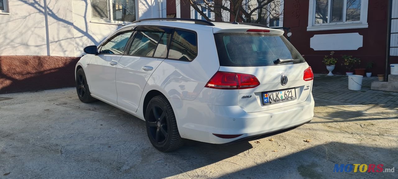 2015' Volkswagen Golf photo #6