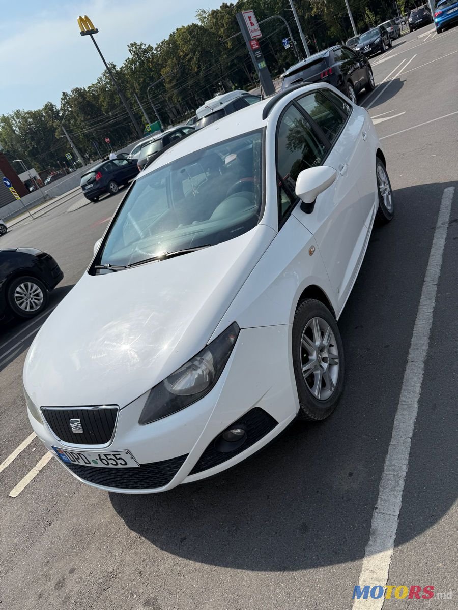 2011' SEAT Ibiza photo #4