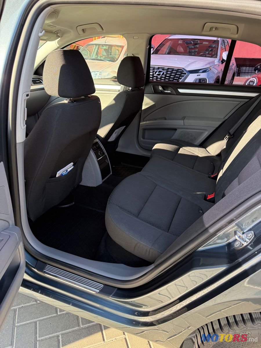 2014' Skoda Superb photo #6