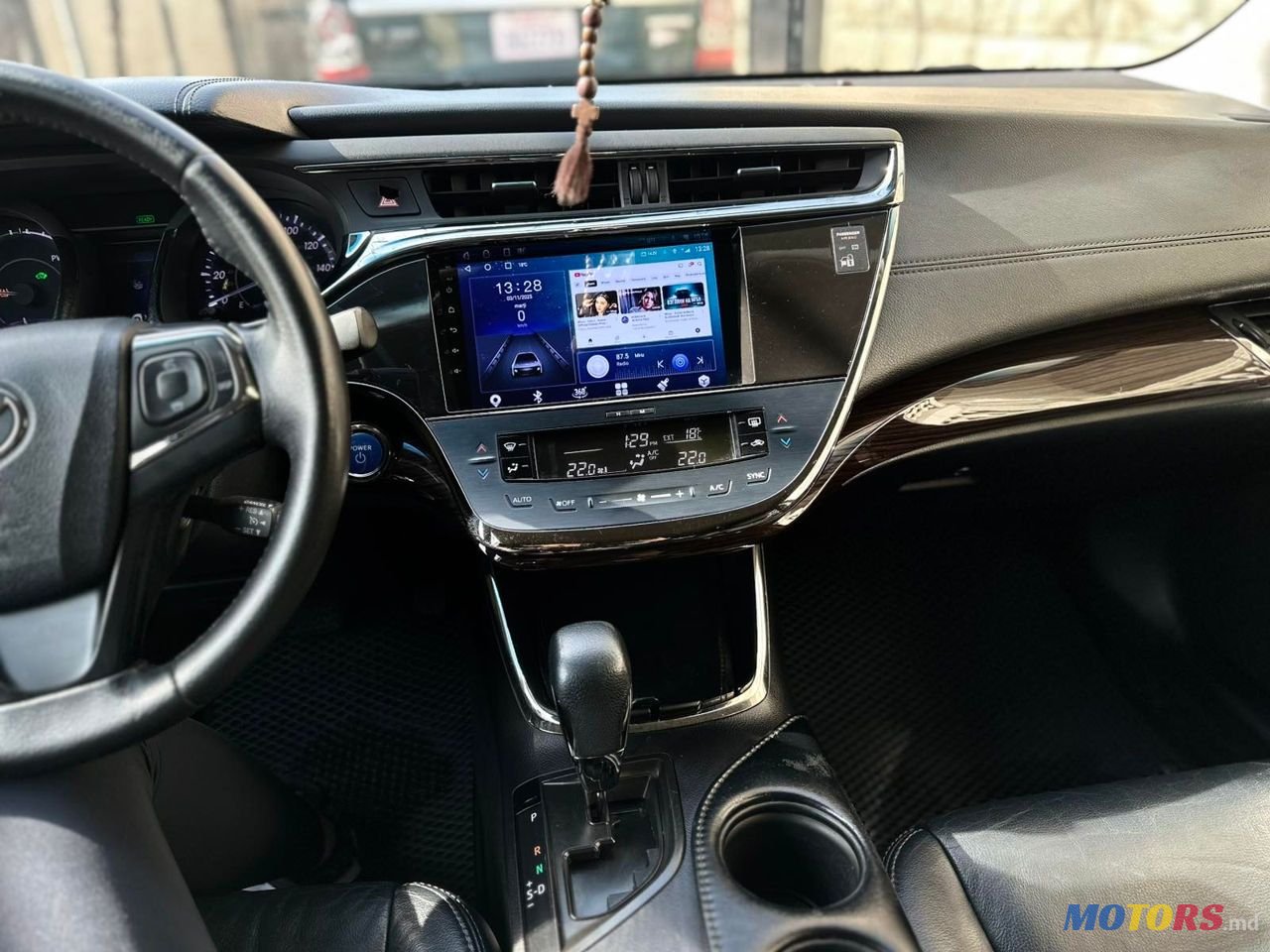 2014' Toyota Avalon photo #6