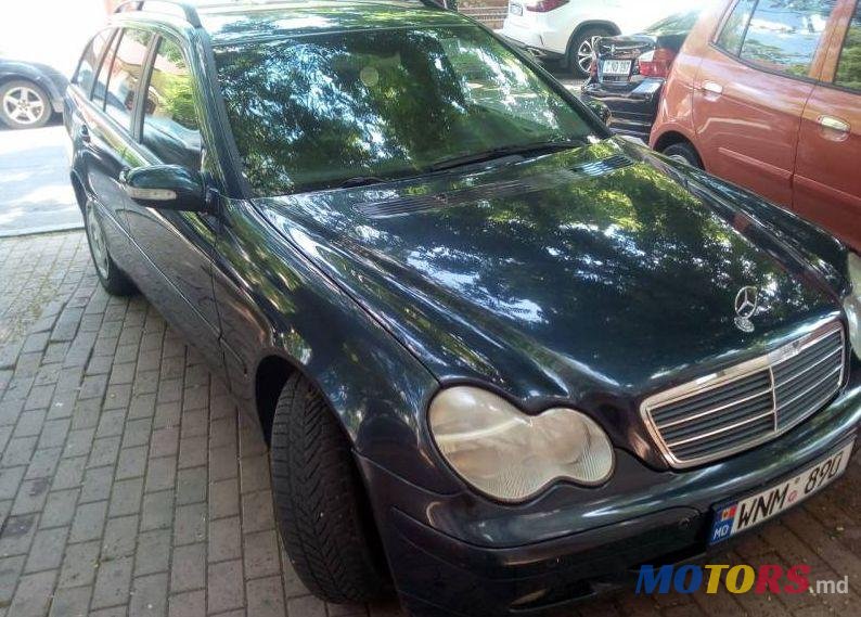 2003' Mercedes-Benz C photo #1