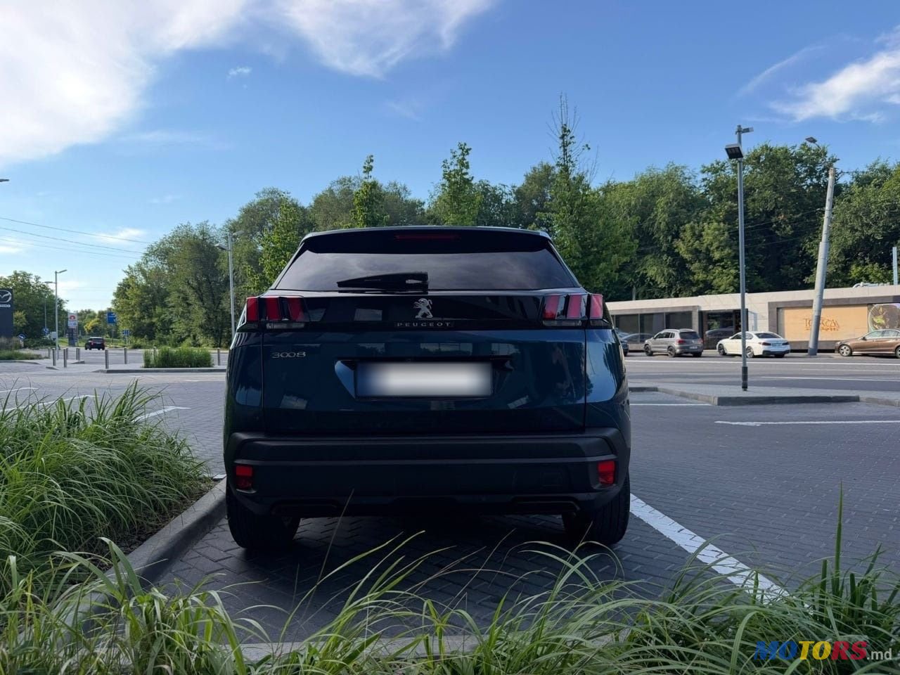 2023' Peugeot 3008 photo #1