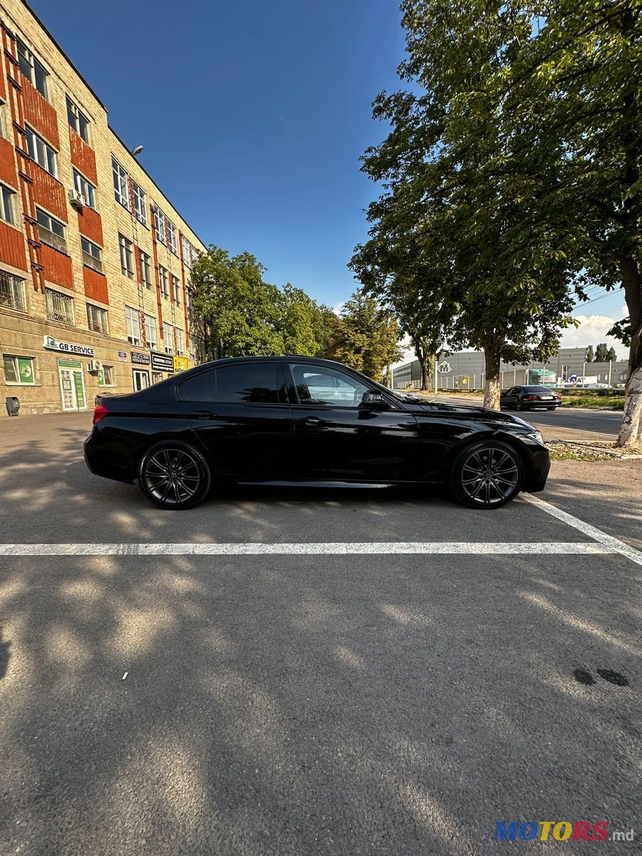2016' BMW 3 Series photo #3