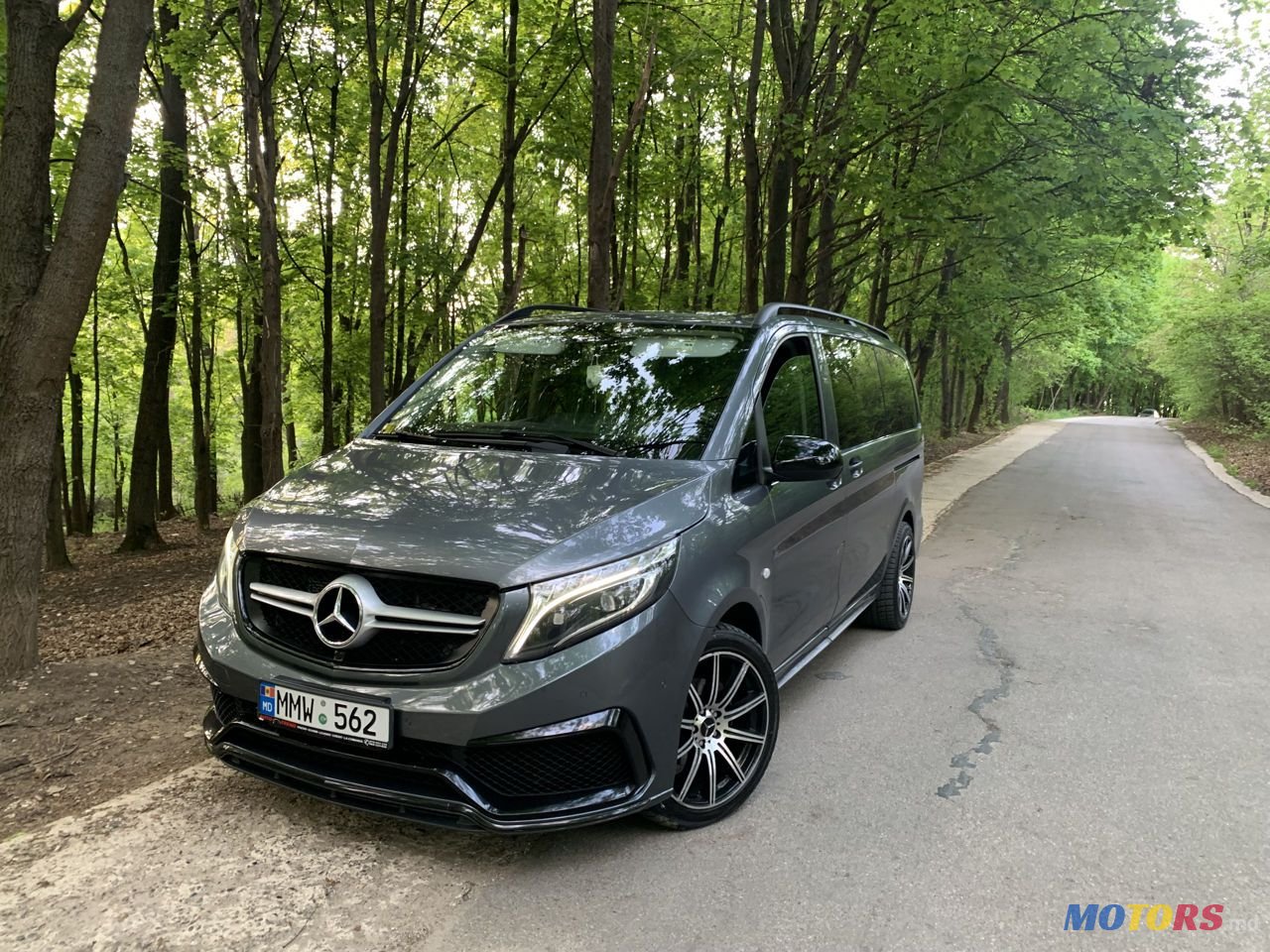 2015' Mercedes-Benz Vito photo #1