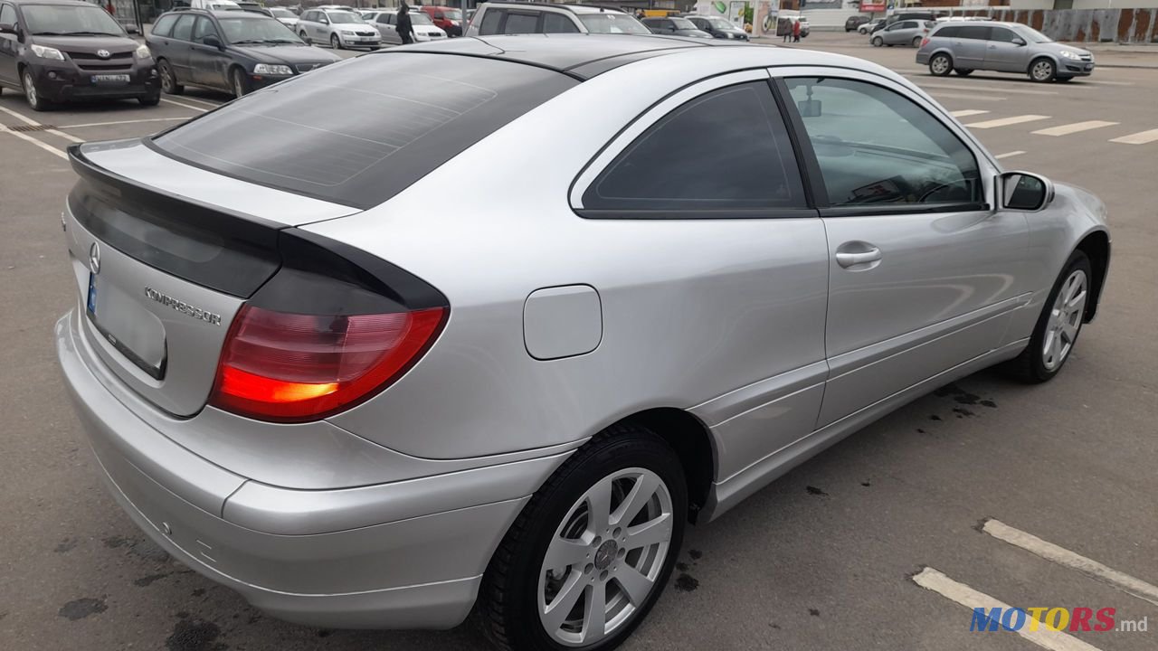 2001' Mercedes-Benz C-Class photo #1