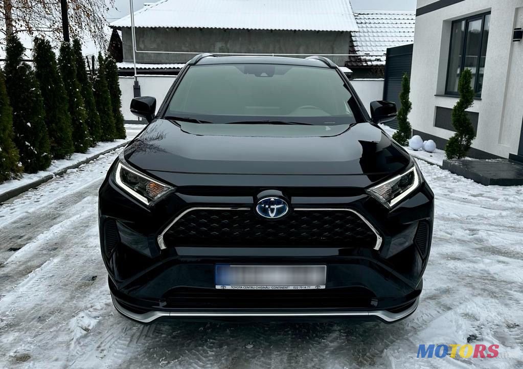 2021' Toyota RAV4 photo #2