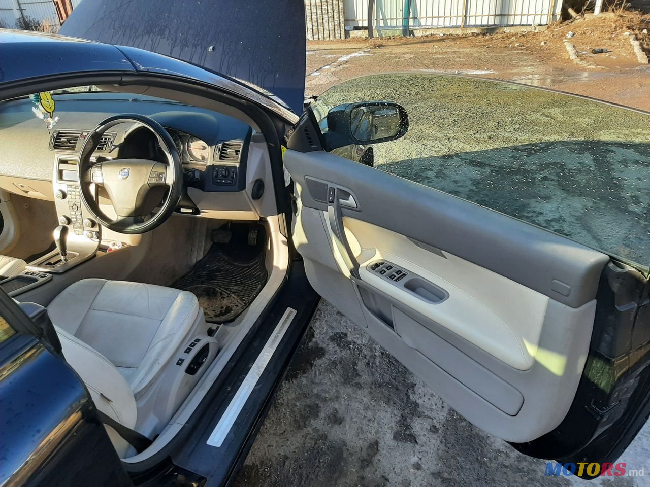 2007' Volvo C70 photo #6