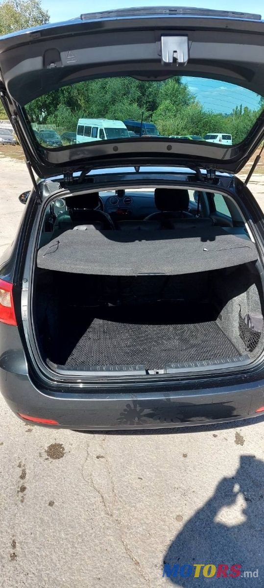 2011' SEAT Ibiza photo #3