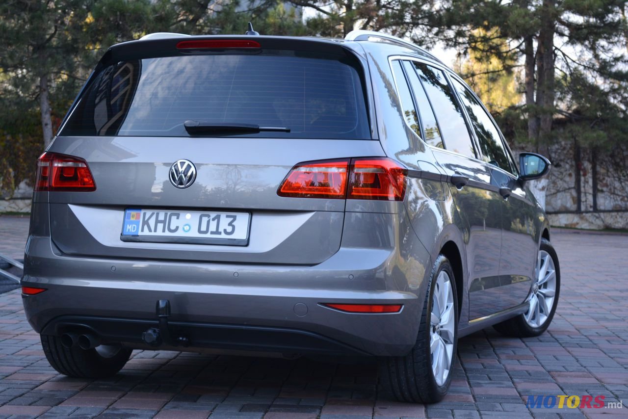 2017' Volkswagen Golf Plus photo #4