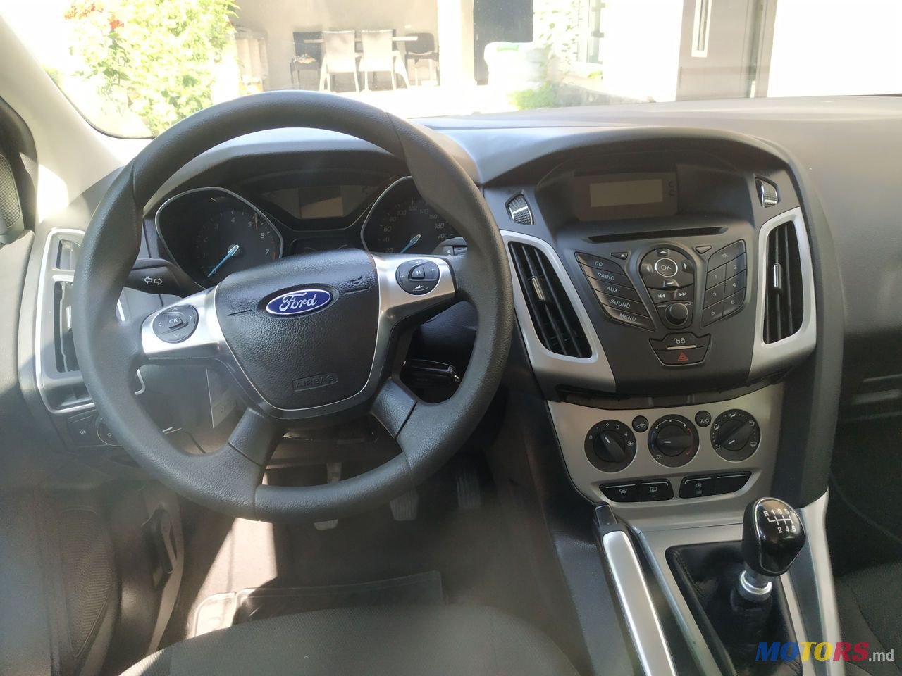 2012' Ford Focus photo #5