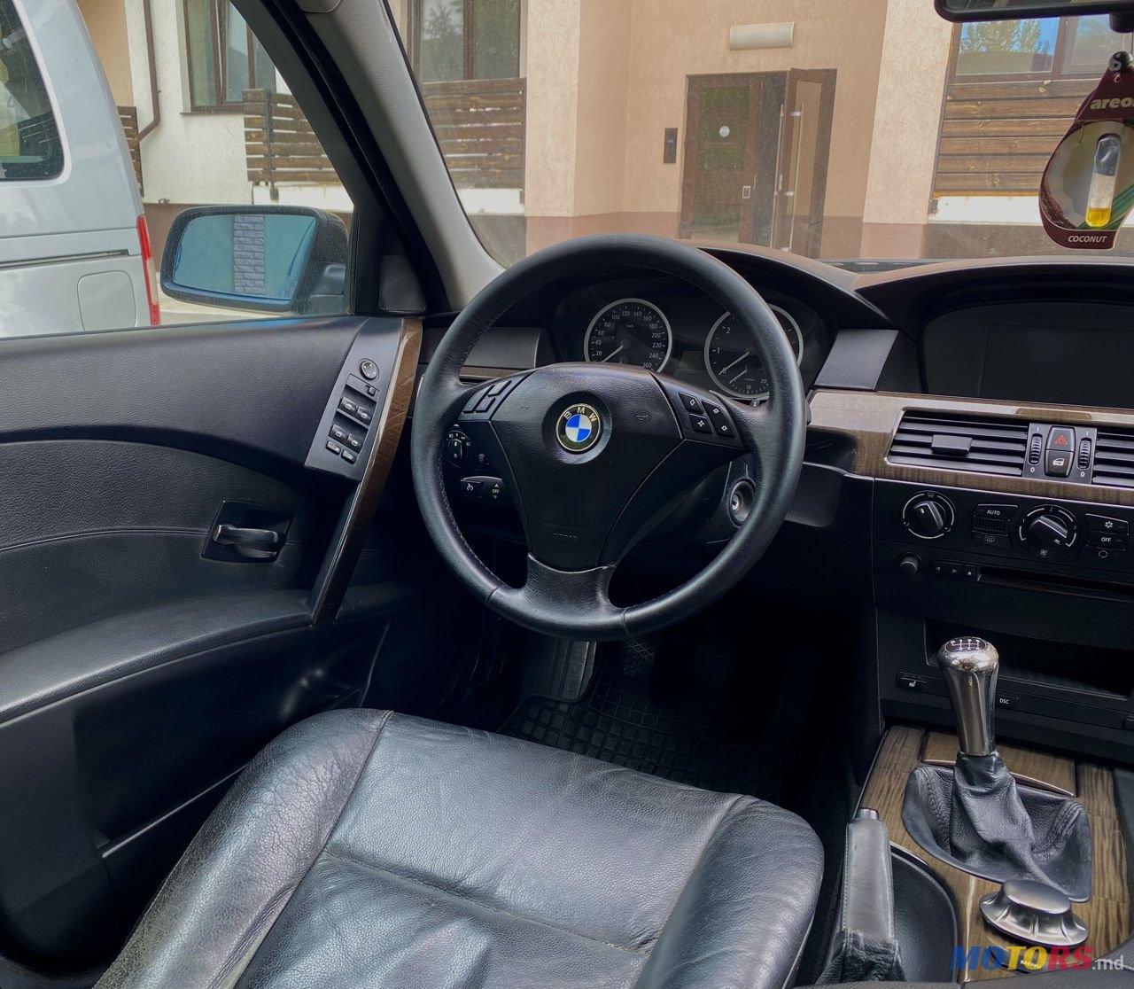 2004' BMW 5 Series photo #4