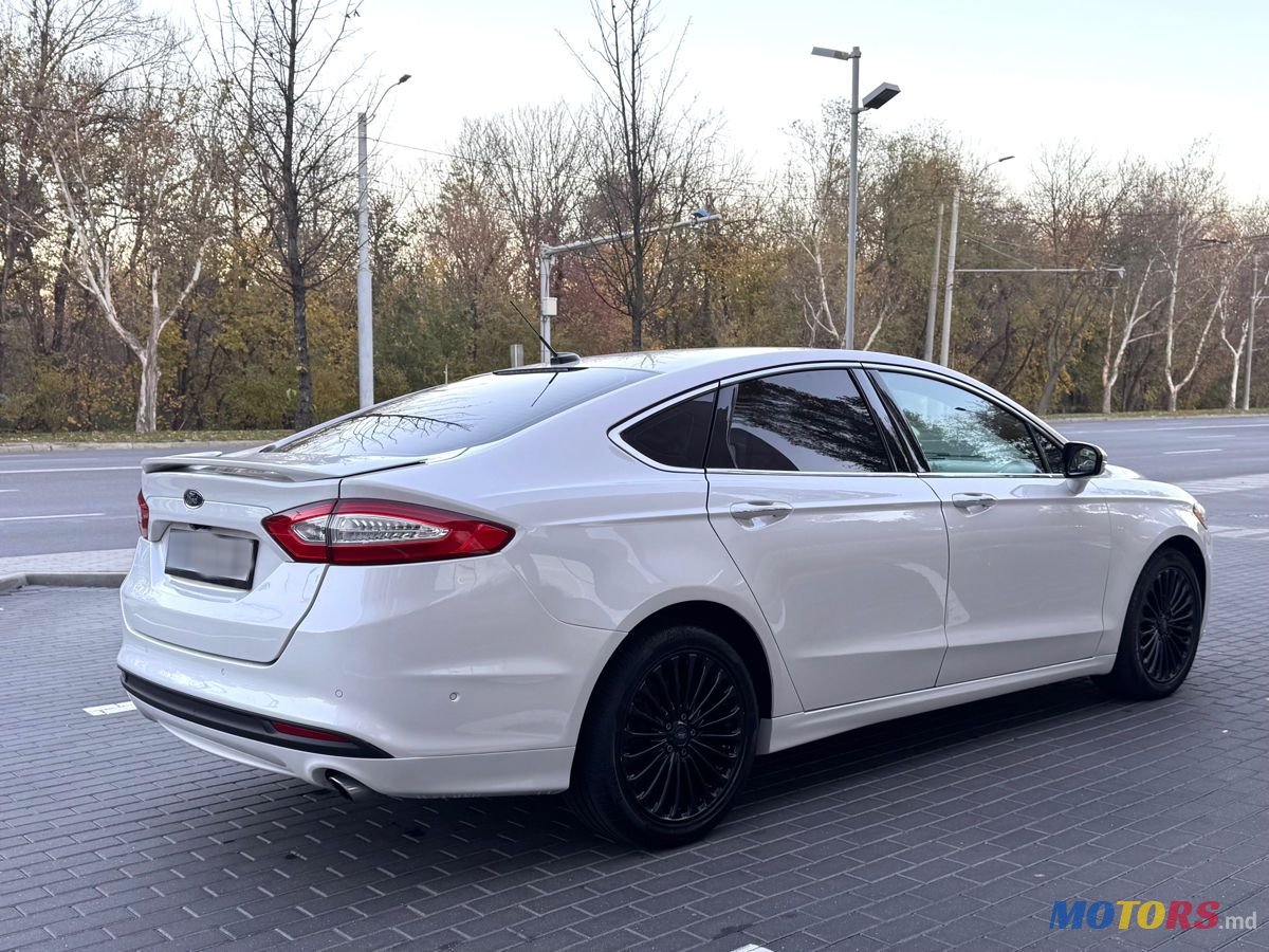 2013' Ford Fusion photo #6