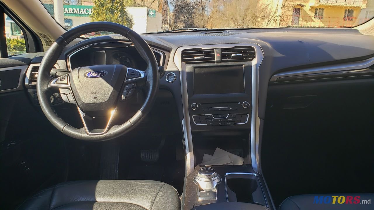 2017' Ford Fusion photo #5