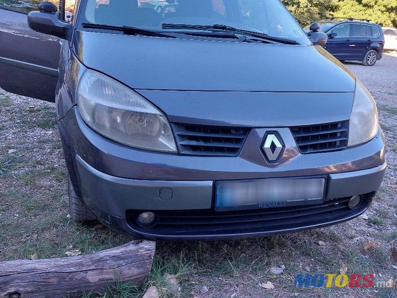 2006' Renault Grand Scenic photo #1